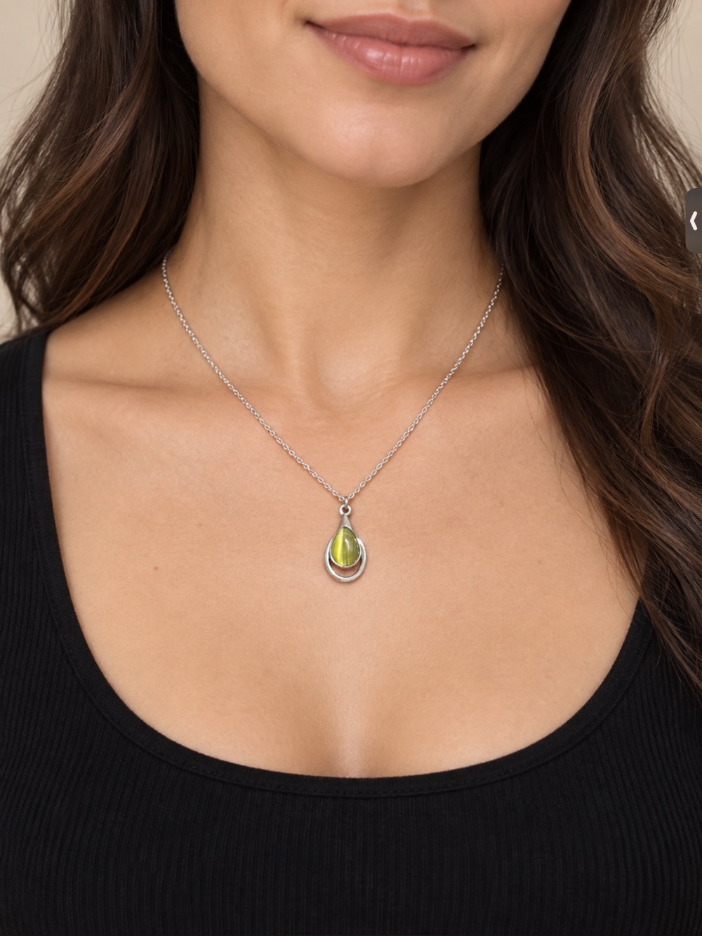 Teardrop Pendant Necklace with Green Stone